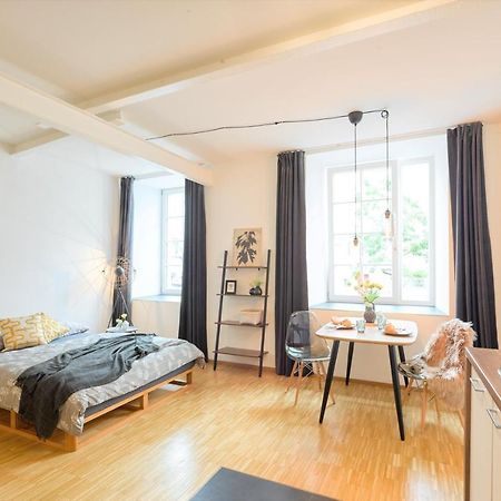 ☆Design Apartment Zentral☆200M Vom Marktplatz☆Ruhige Altstadtlage☆ 罗伊特林根 外观 照片