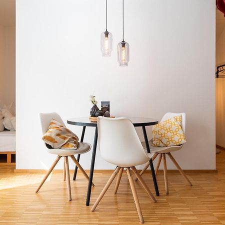 ☆Design Apartment Zentral☆200M Vom Marktplatz☆Ruhige Altstadtlage☆ 罗伊特林根 外观 照片