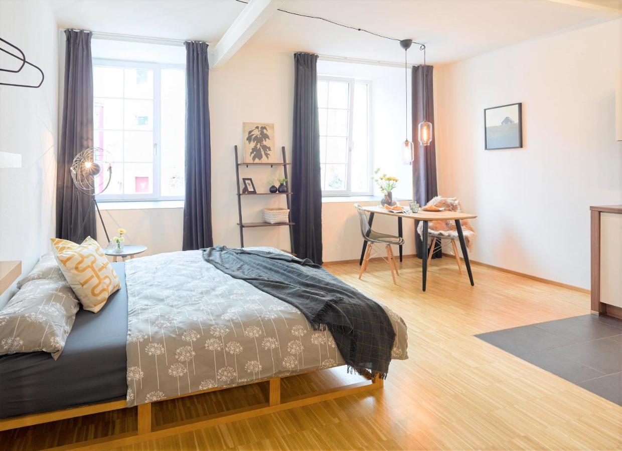 ☆Design Apartment Zentral☆200M Vom Marktplatz☆Ruhige Altstadtlage☆ 罗伊特林根 外观 照片