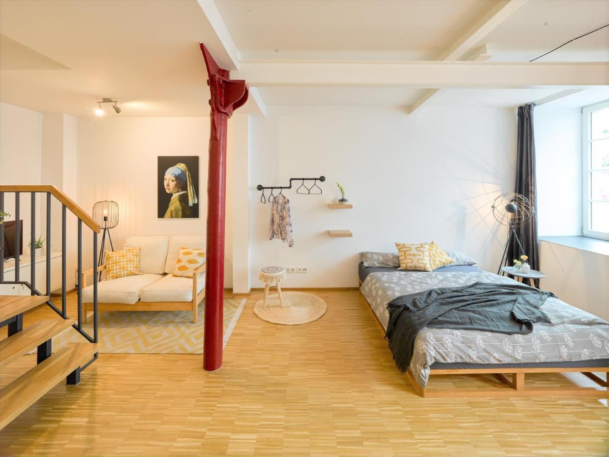 ☆Design Apartment Zentral☆200M Vom Marktplatz☆Ruhige Altstadtlage☆ 罗伊特林根 外观 照片